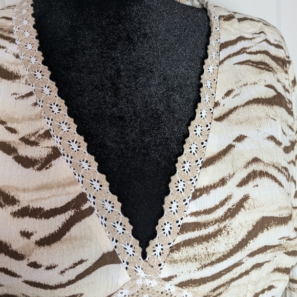 Inc New Women's Tiger Print Bell Sleeve Mini Boho Festival Dress, Size M Beige - Picture 13 of 16